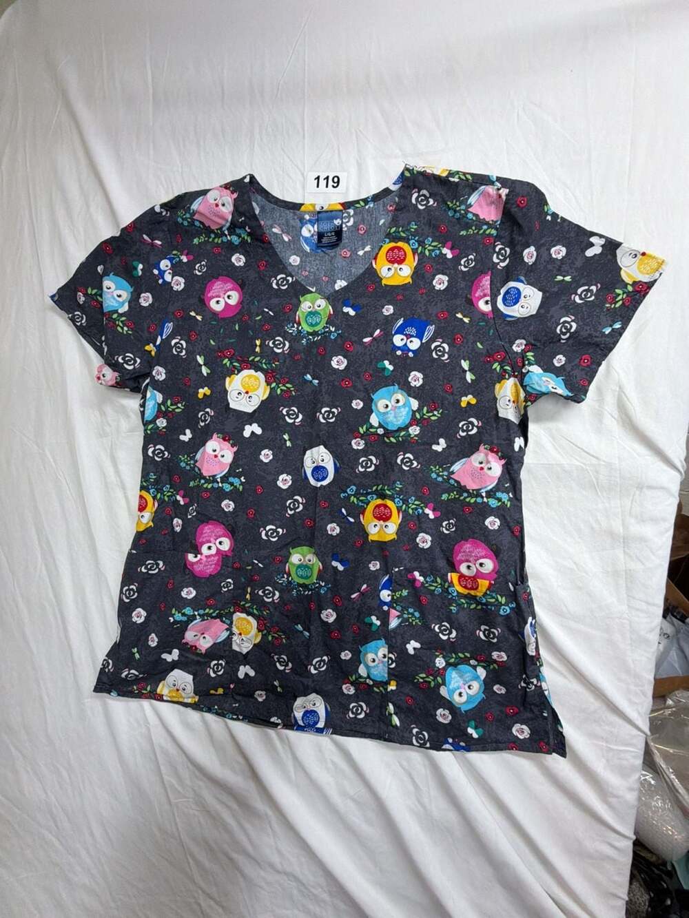 Zoe + Chloe Women's V-Neck Scrub Top in Gray Owl and Floral Print